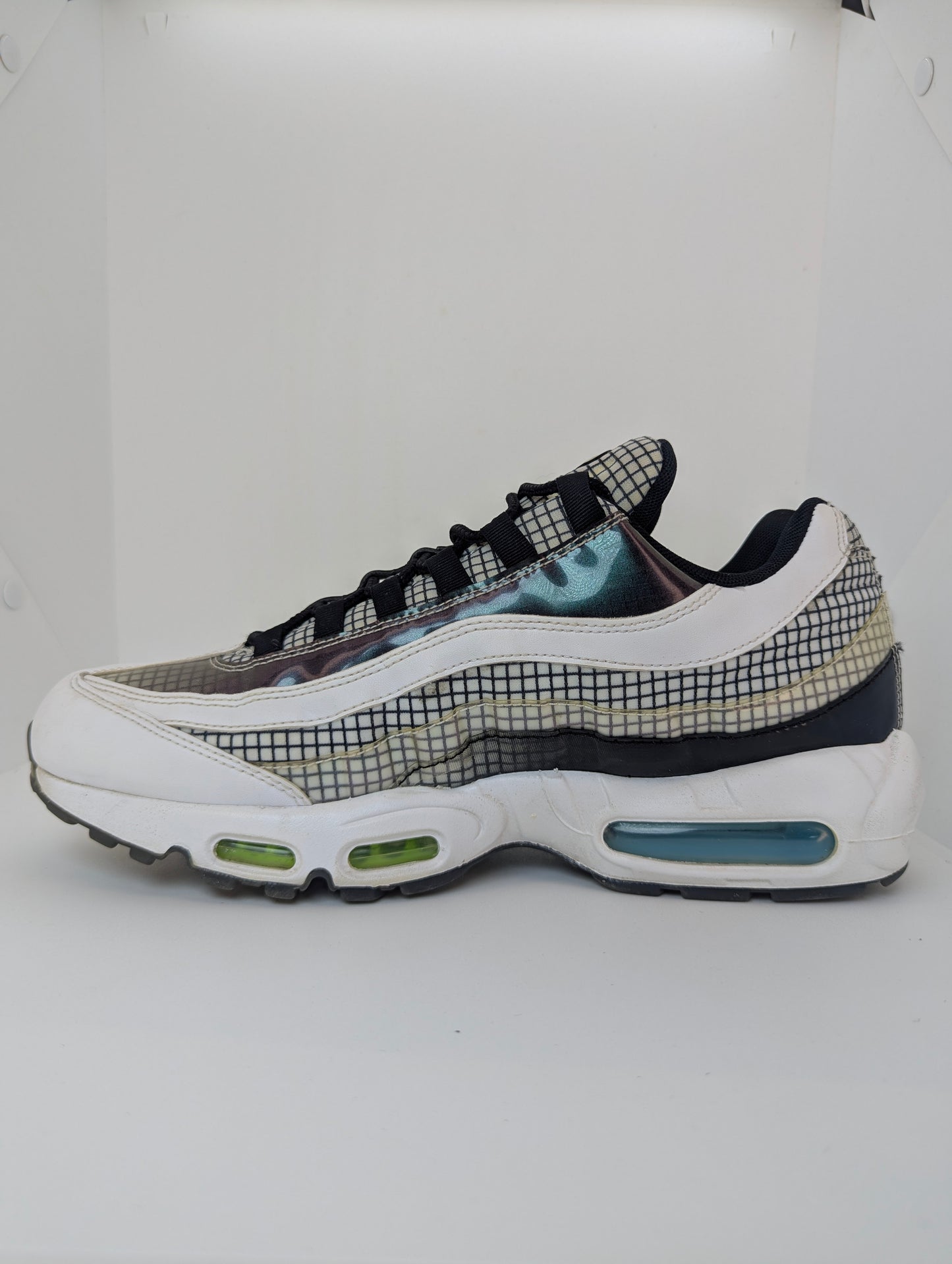 Nike Air Max 95 LV8