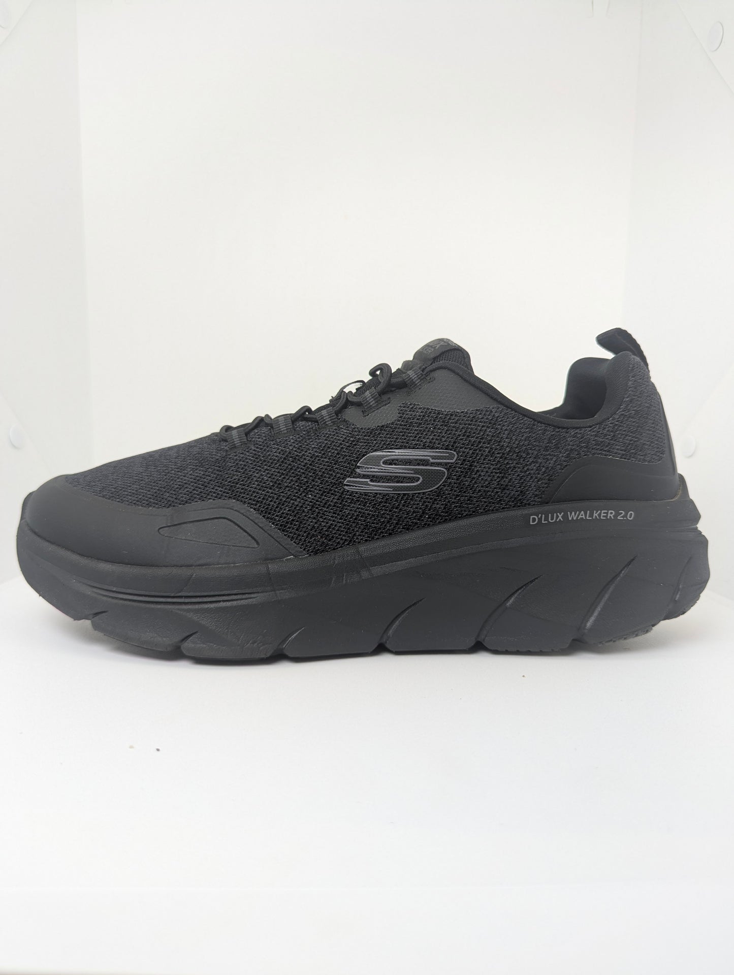 Skechers D'lux Walker 2.0