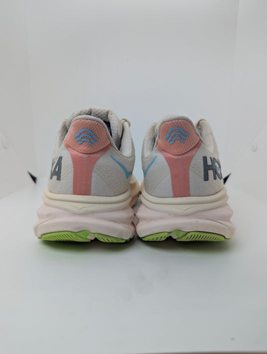 Hoka One One Clifton 9