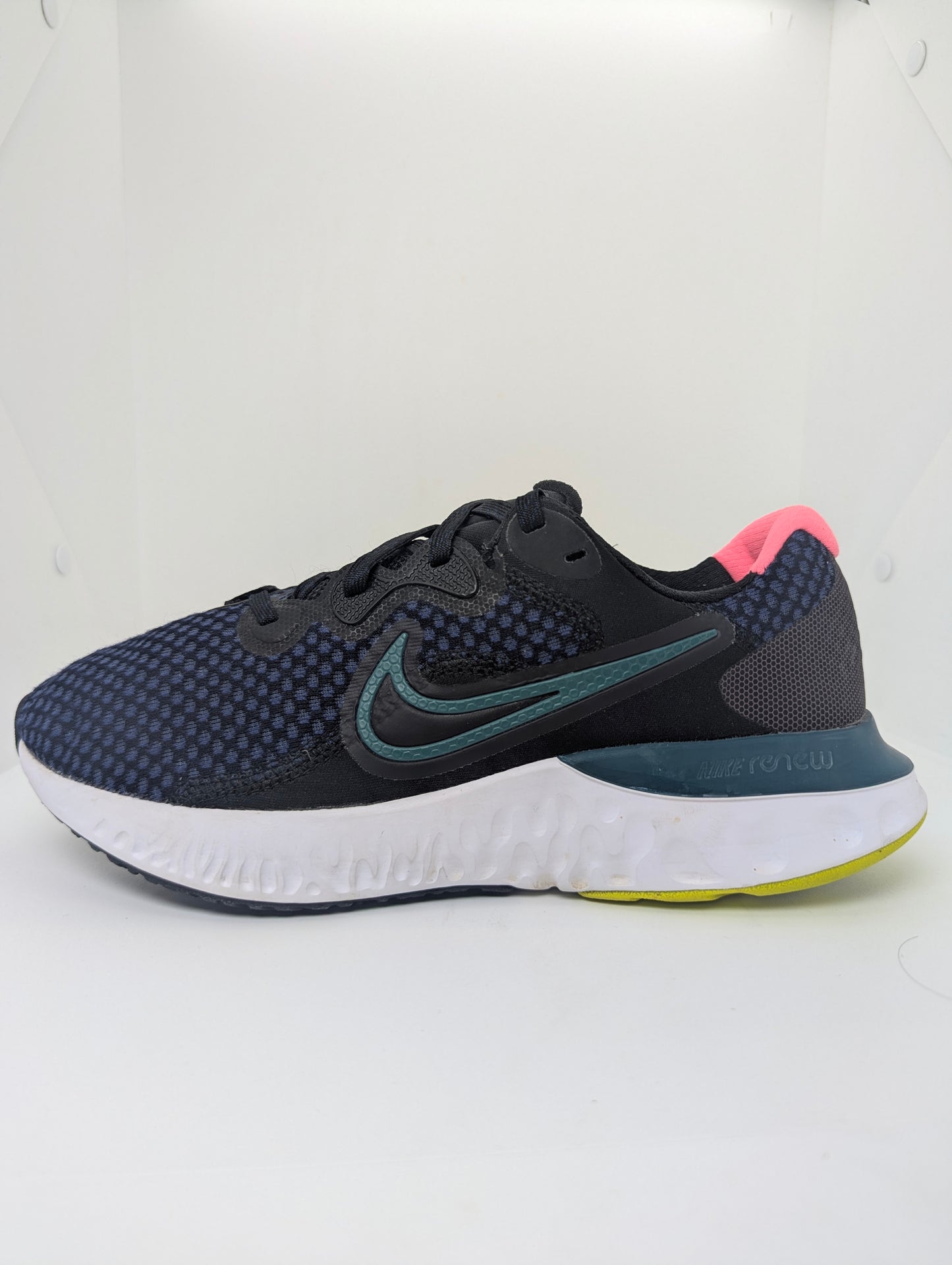 NIKE Renew Run 2