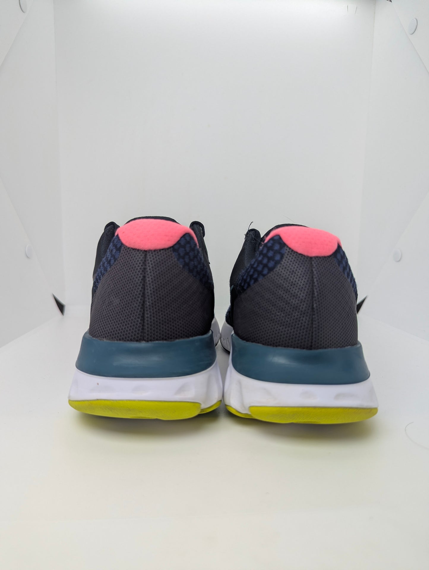 NIKE Renew Run 2