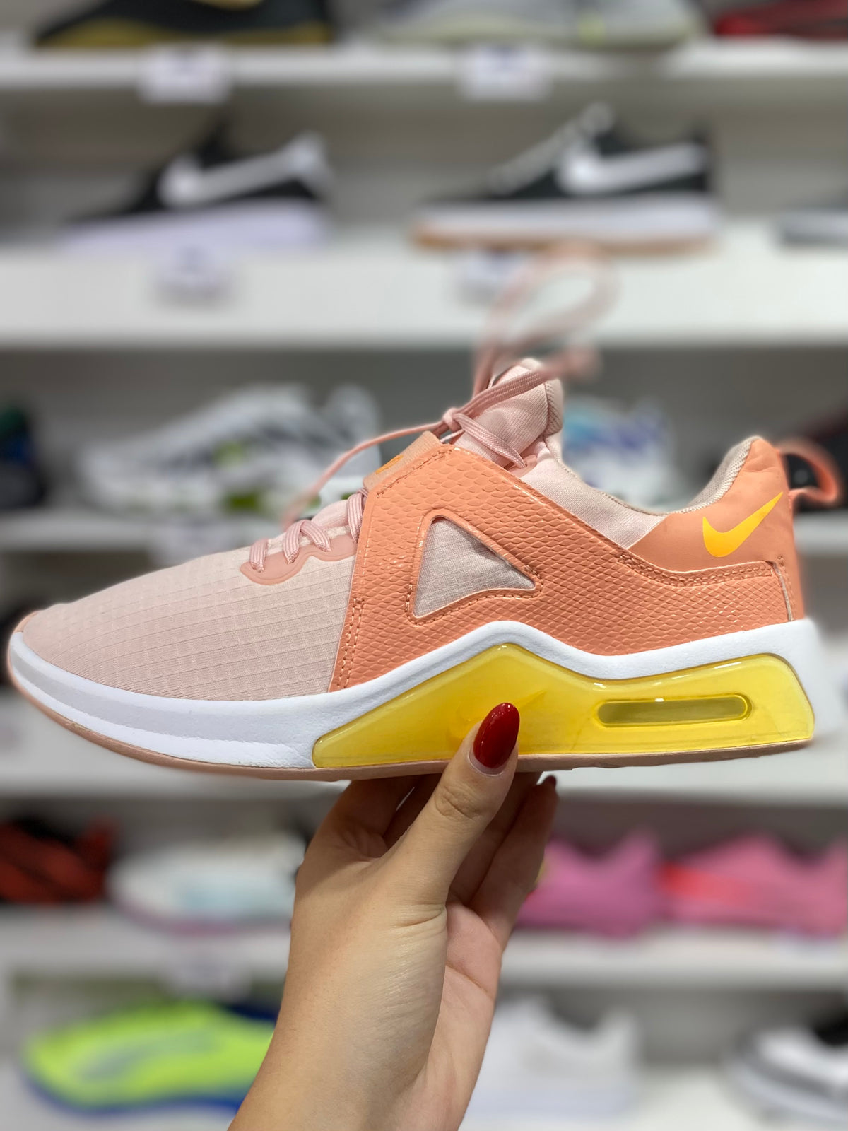 Nike Air Max Bella TR 4
