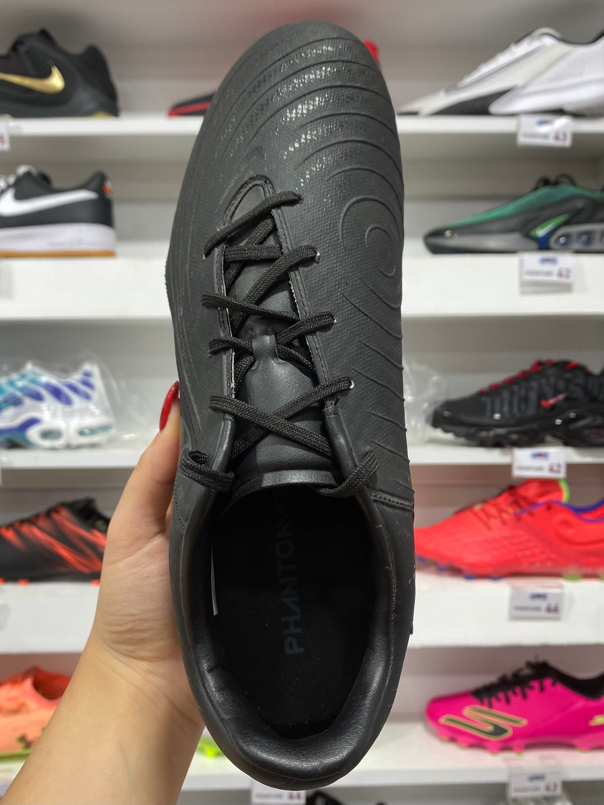 Nike Phantom GX 2 Academy MG