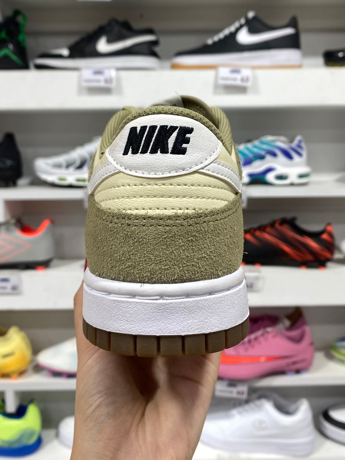 Nike Dunk Low Retro SE