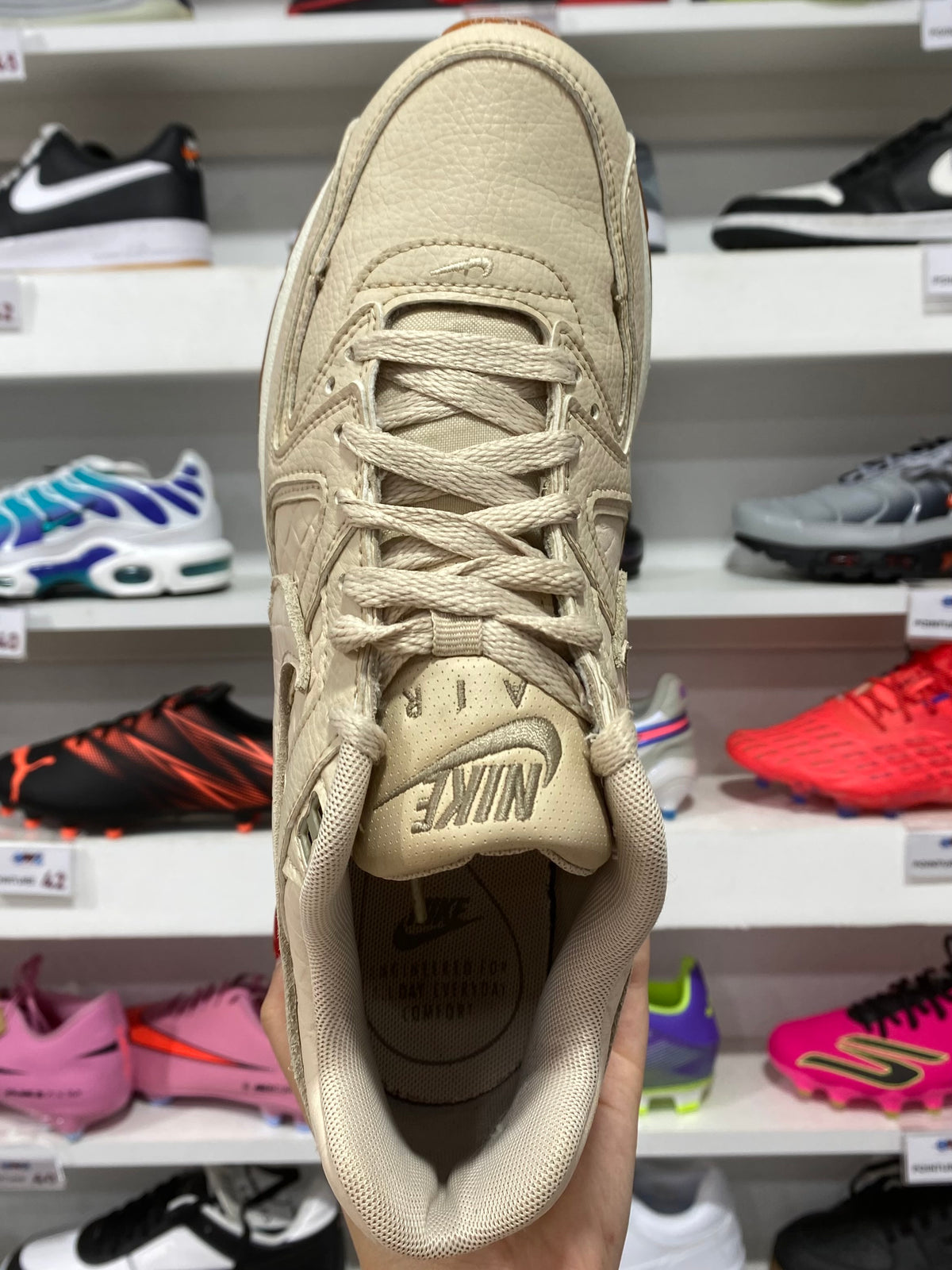 Nike Air Max Command Premium