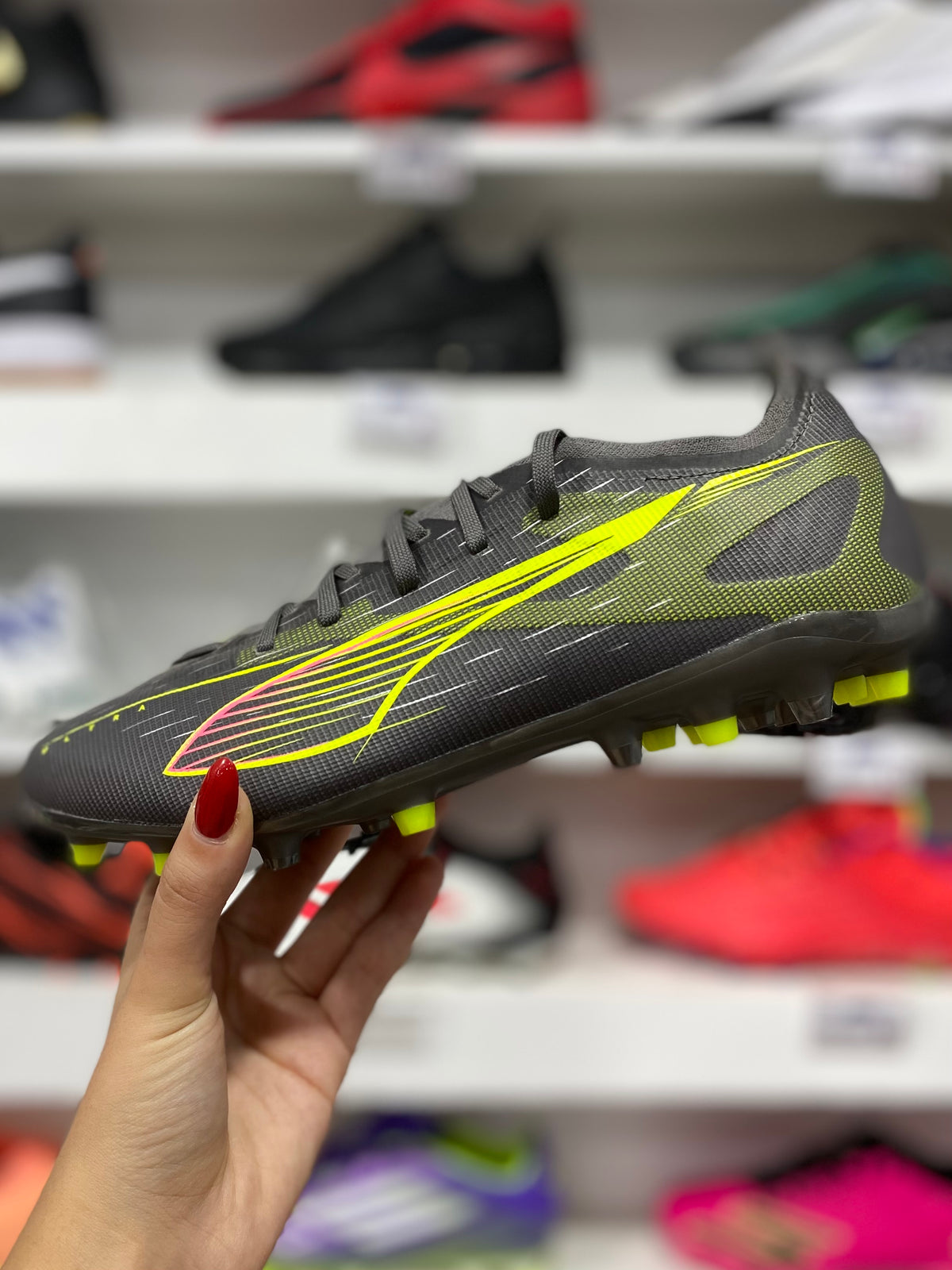 PUMA Ultra 5 Match SG Audacity