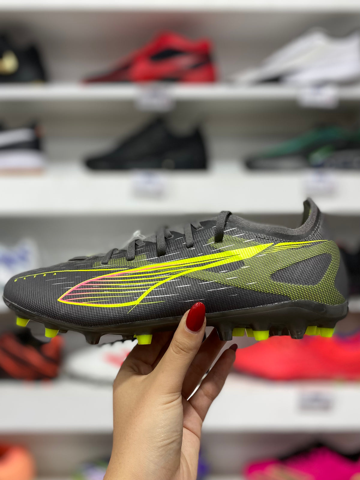 PUMA Ultra 5 Match SG Audacity