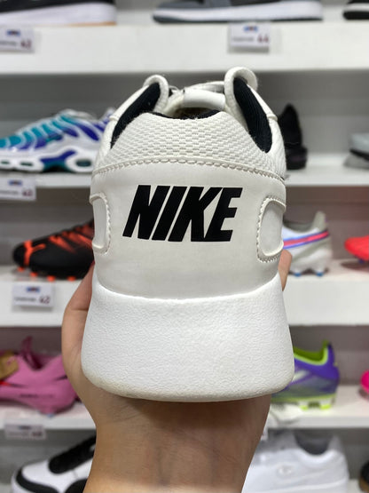 Nike Kaishi