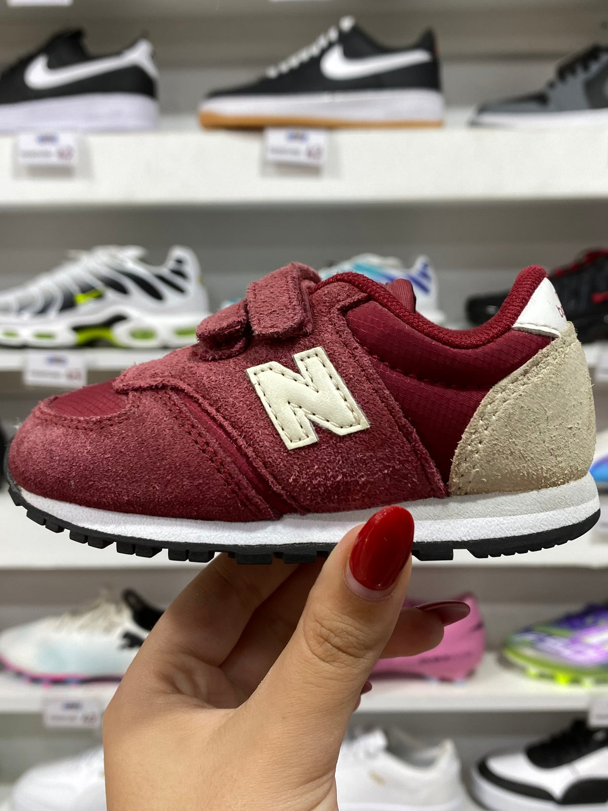 New Balance 420