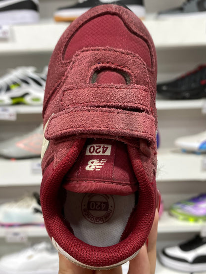 New Balance 420