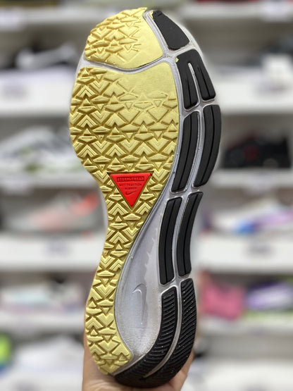 Nike Air Zoom Pegasus 38 Shield