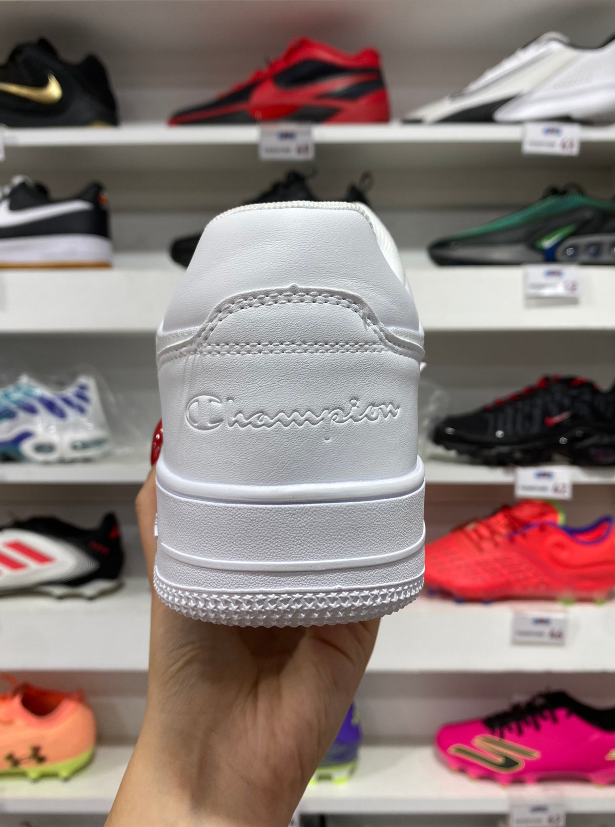 Champion RD18 Low Blanc