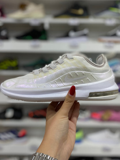 Nike Air Max Axis