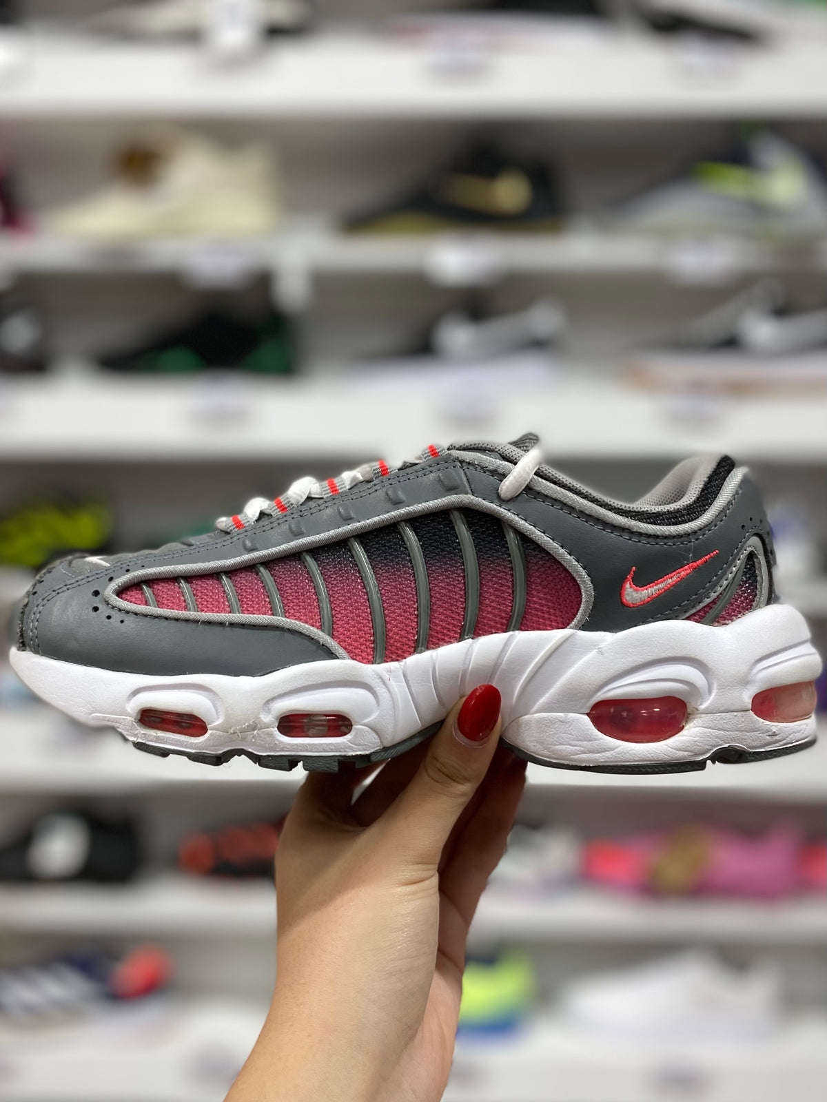 Nike Air Max Tailwind IV (4)