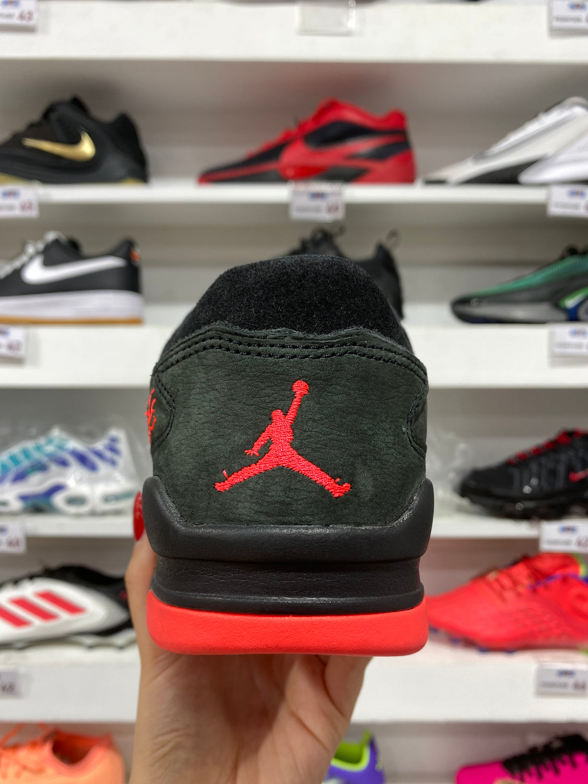 Jordan Flight Court Noir Infrarouge