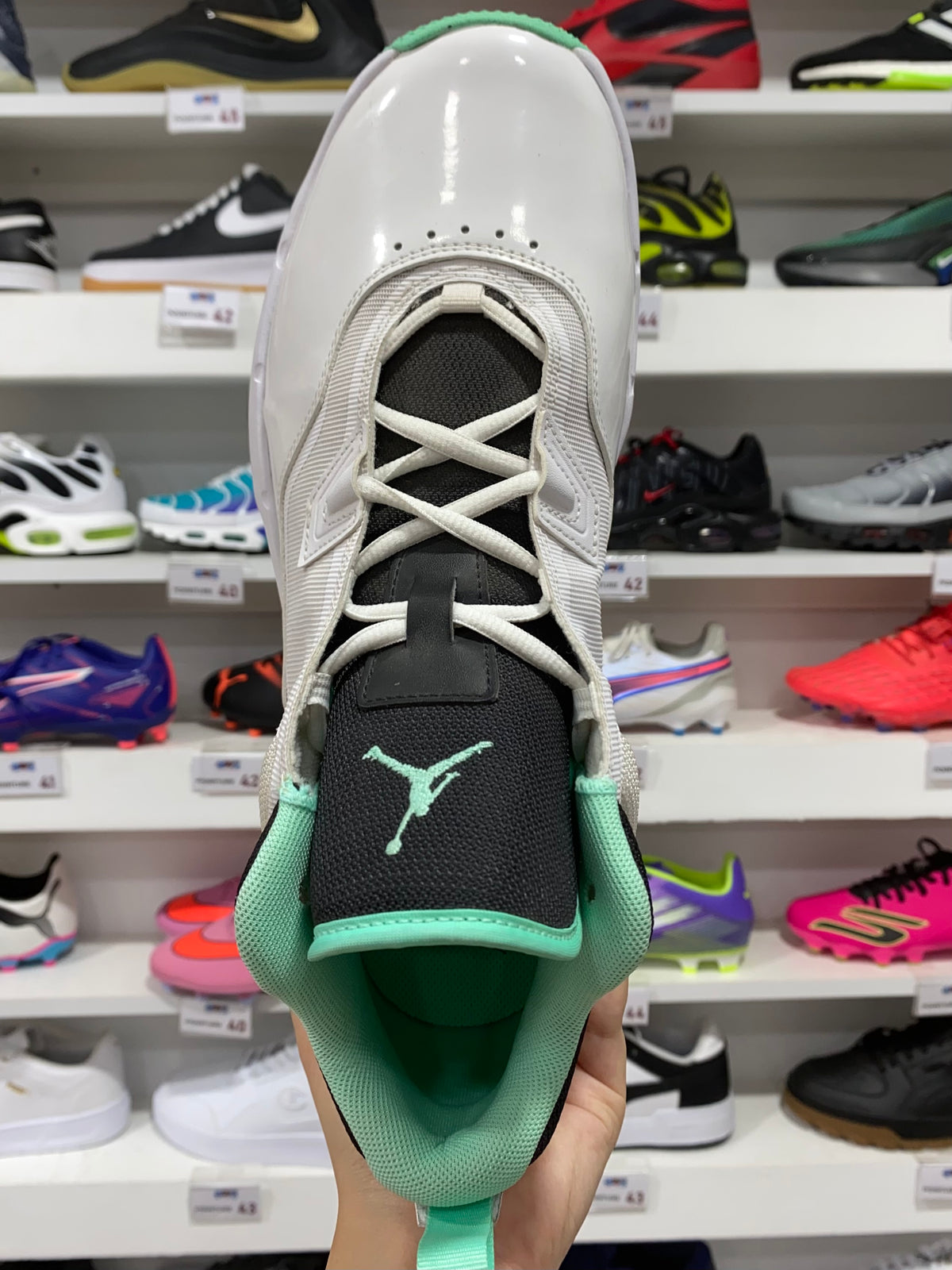Jordan Stay Loyal 3