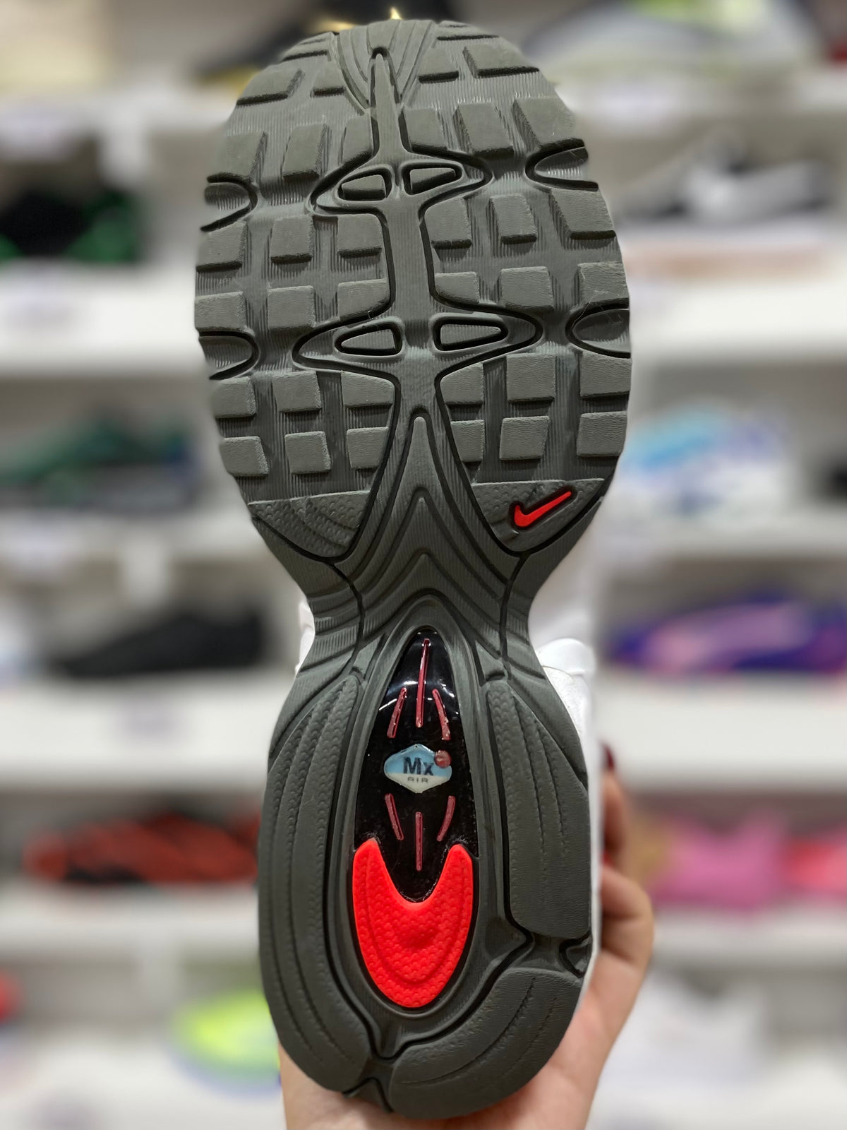 Nike Air Max Tailwind IV (4)