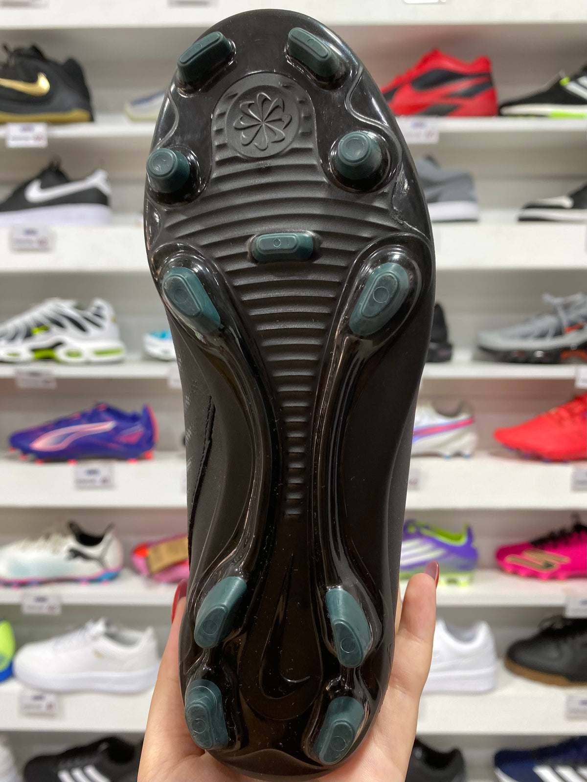 Nike Phantom GX 2 Club MG