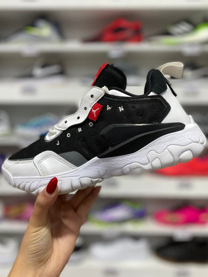Jordan Delta 2