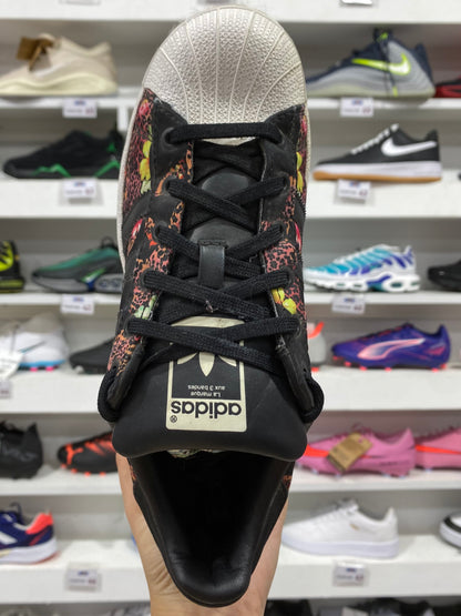 Adidas Superstar
