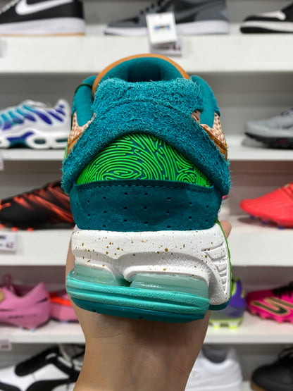 Salehe Bembury x New Balance 2002R « Water Be The Guide »