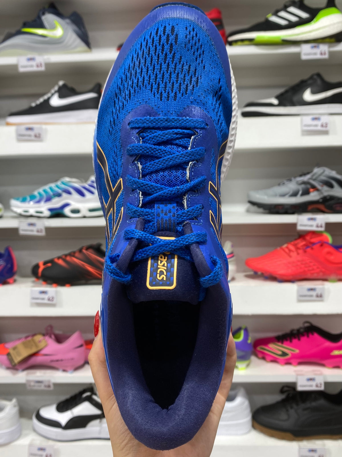 ASICS GEL-KAYANO 26