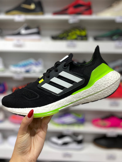 Adidas UltraBoost 22