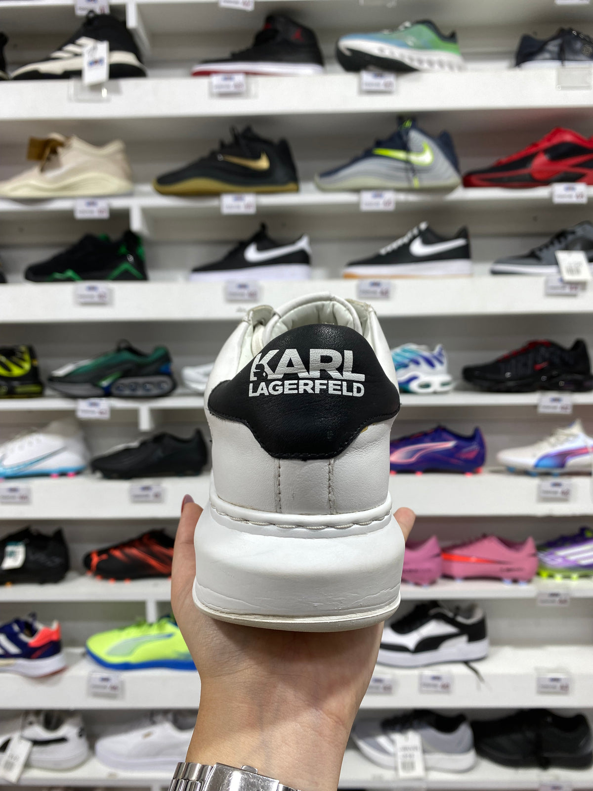 Karl Lagerfeld Kapri Ikonik Lo