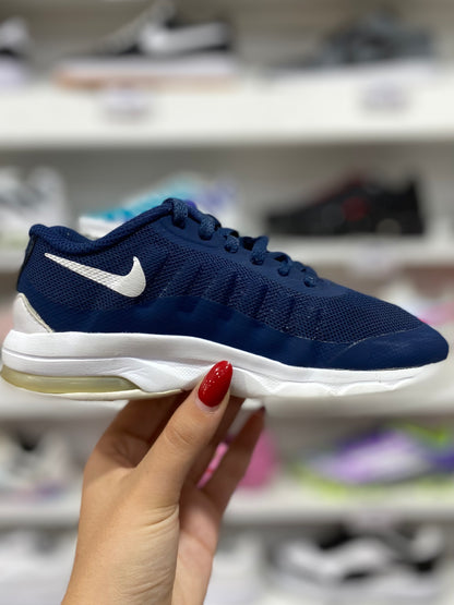 Nike Air Max Invigor