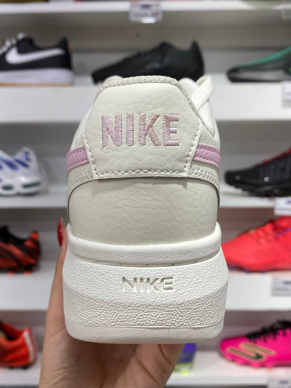Nike Court Vision Alta