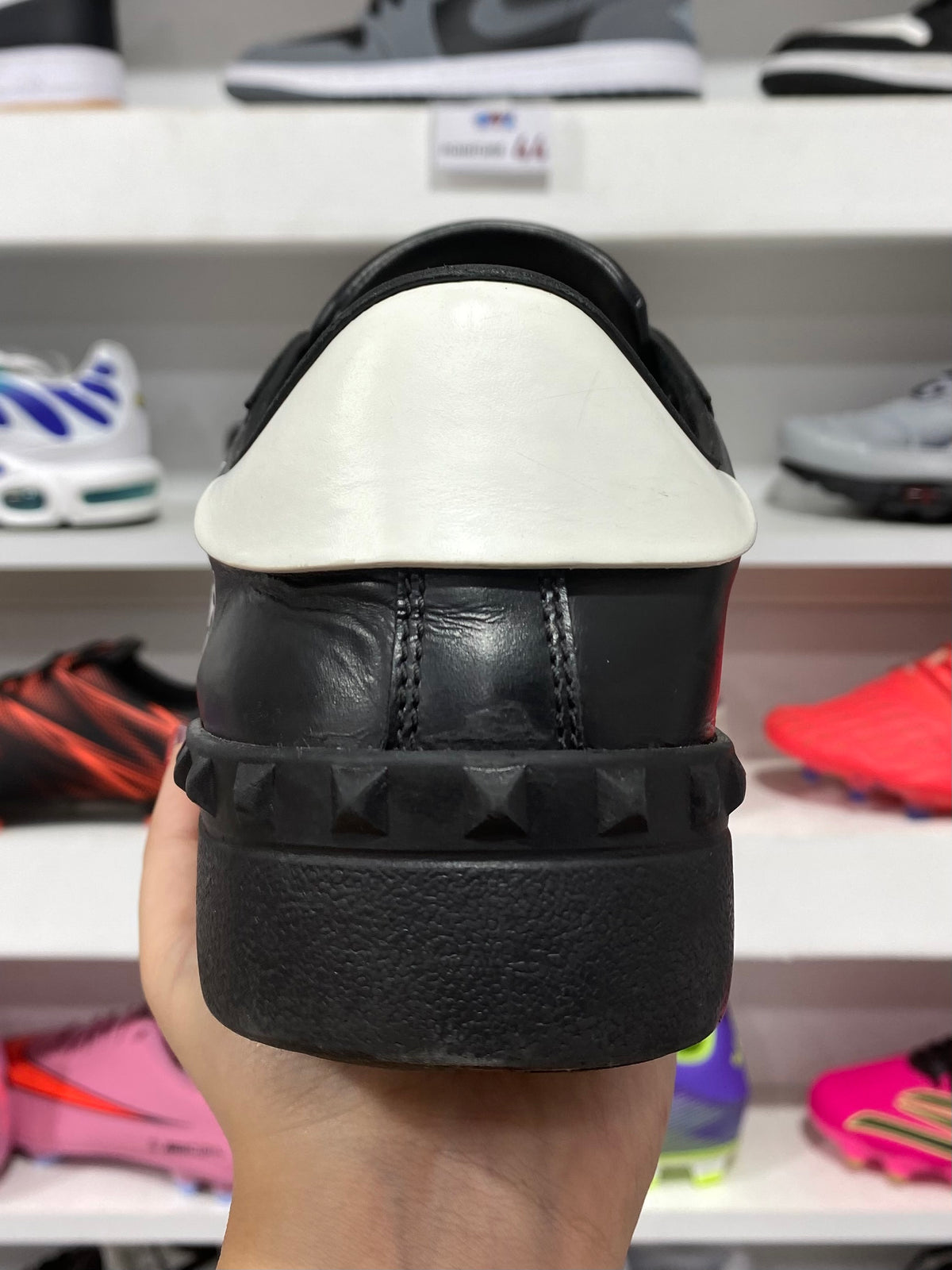 Valentino Garavani Open VLTN