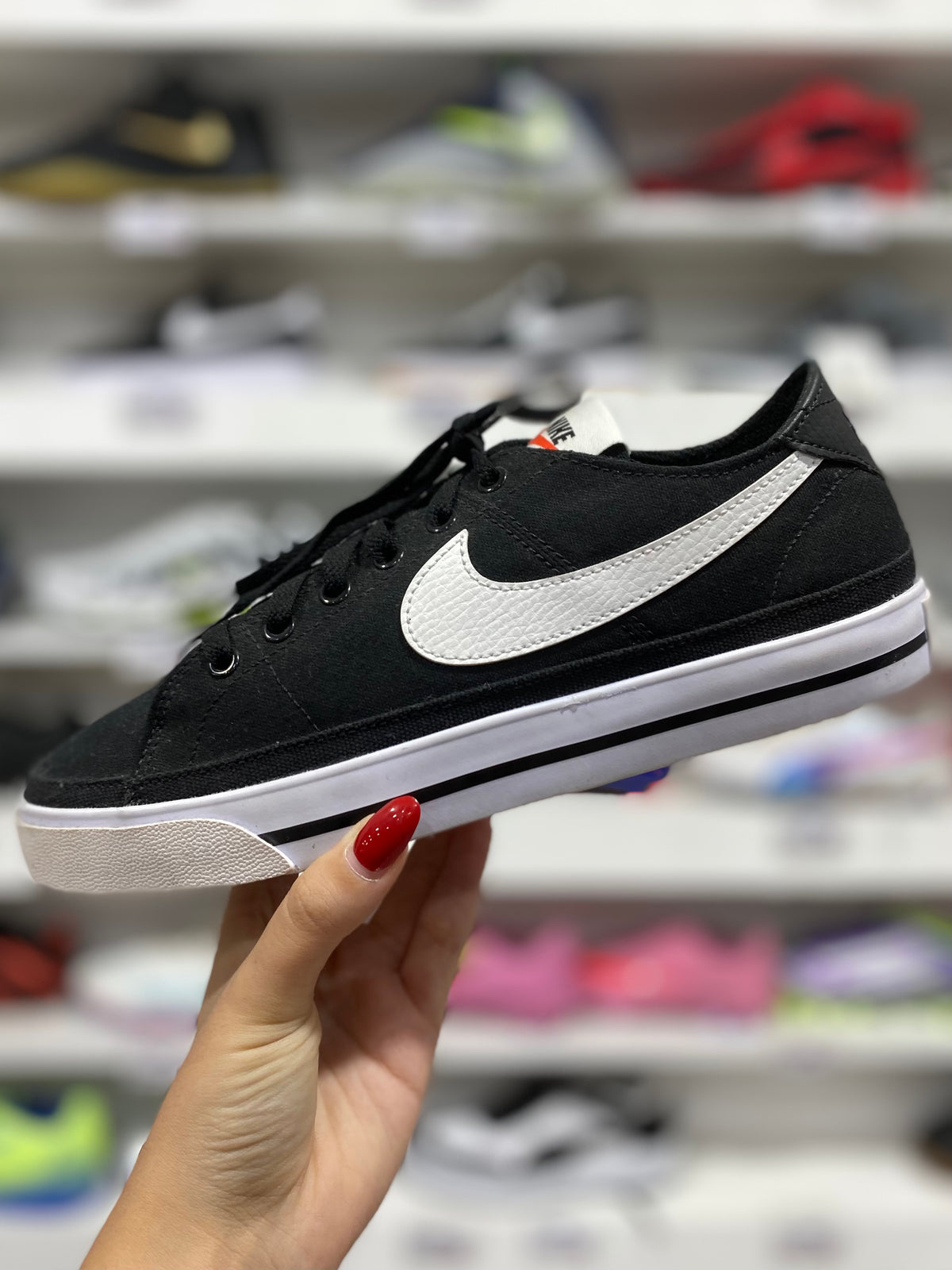 Nike Court Legacy Low