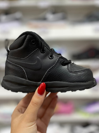 Nike Manoa (boots)