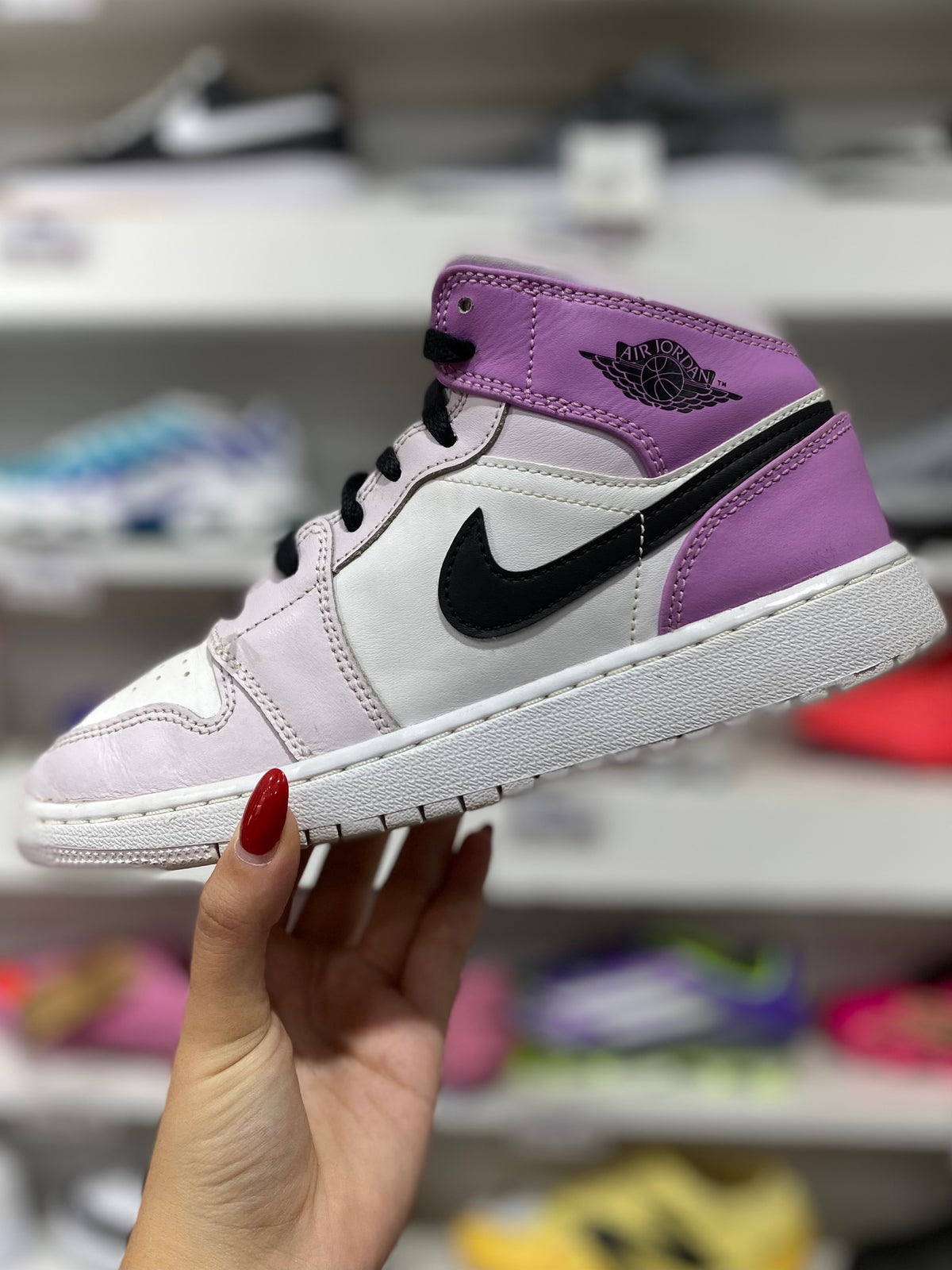 Air Jordan 1 Mid