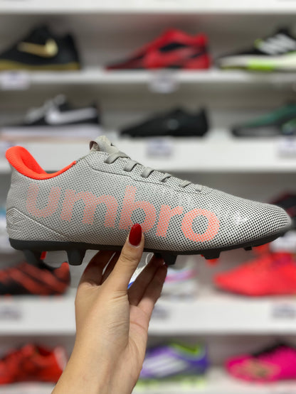 Umbro Velocita Matrix