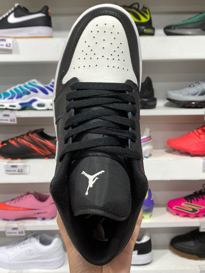 Nike Air Jordan Low
