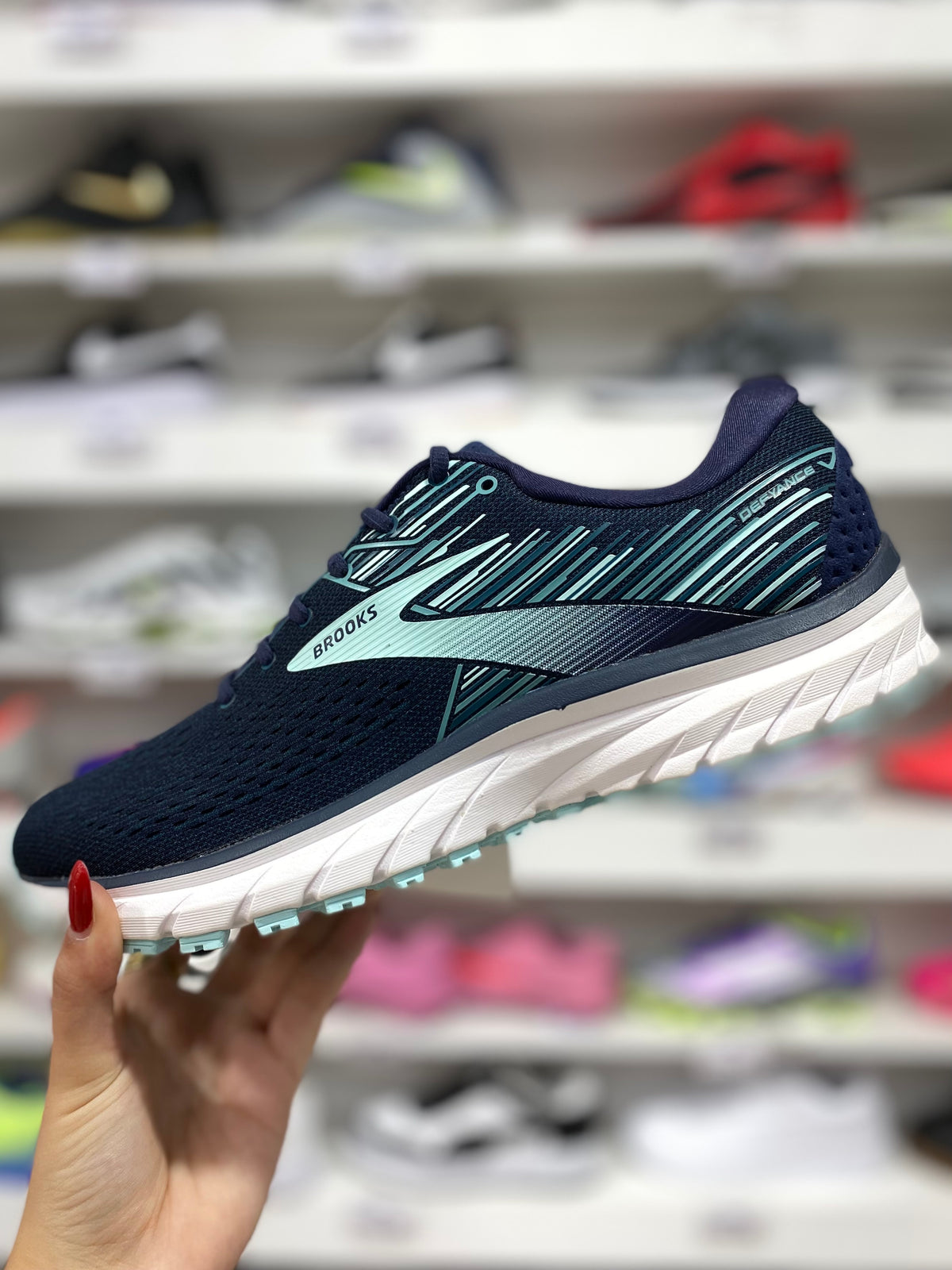 Brooks Defyance 12