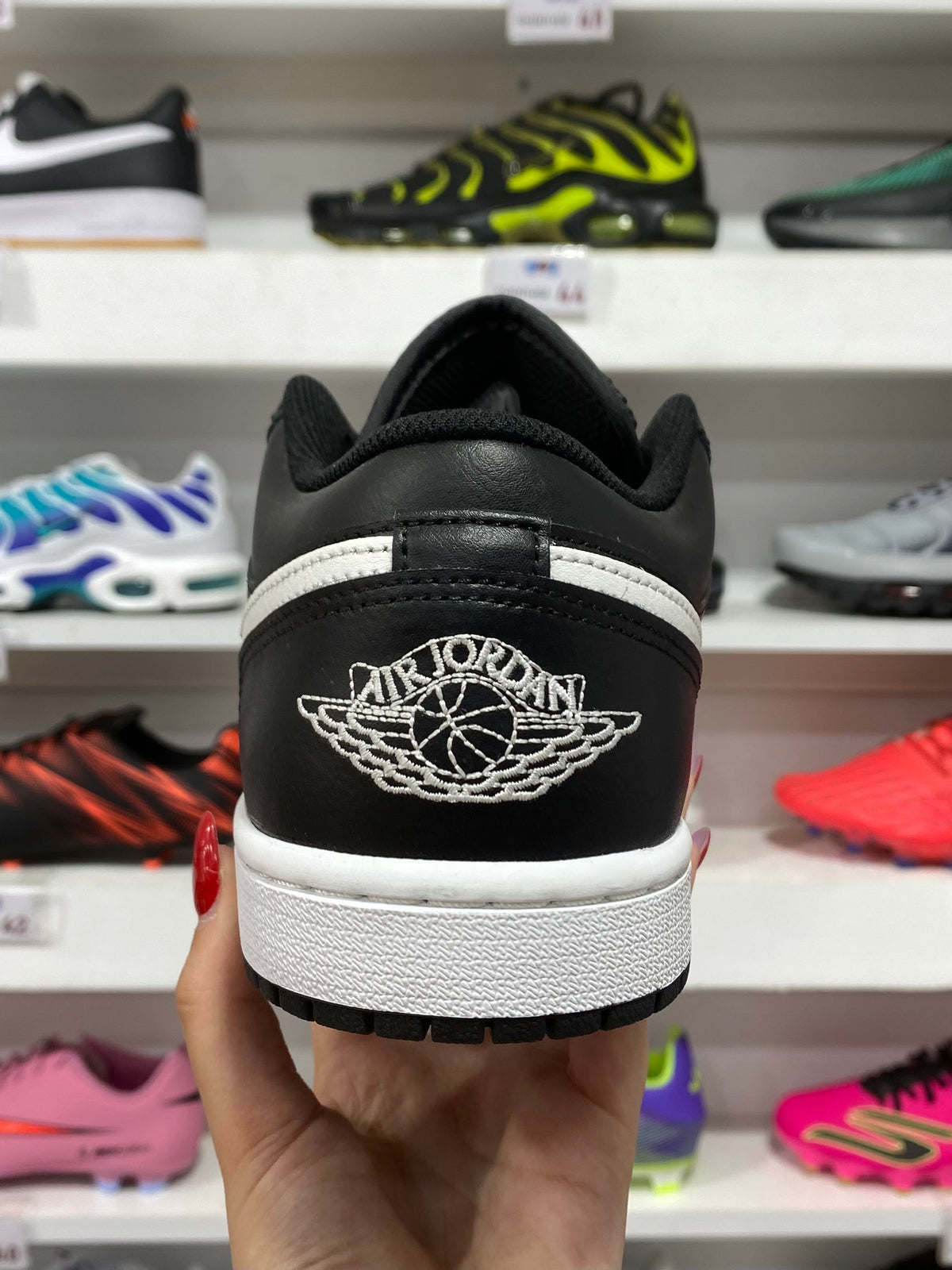 Nike Air Jordan Low