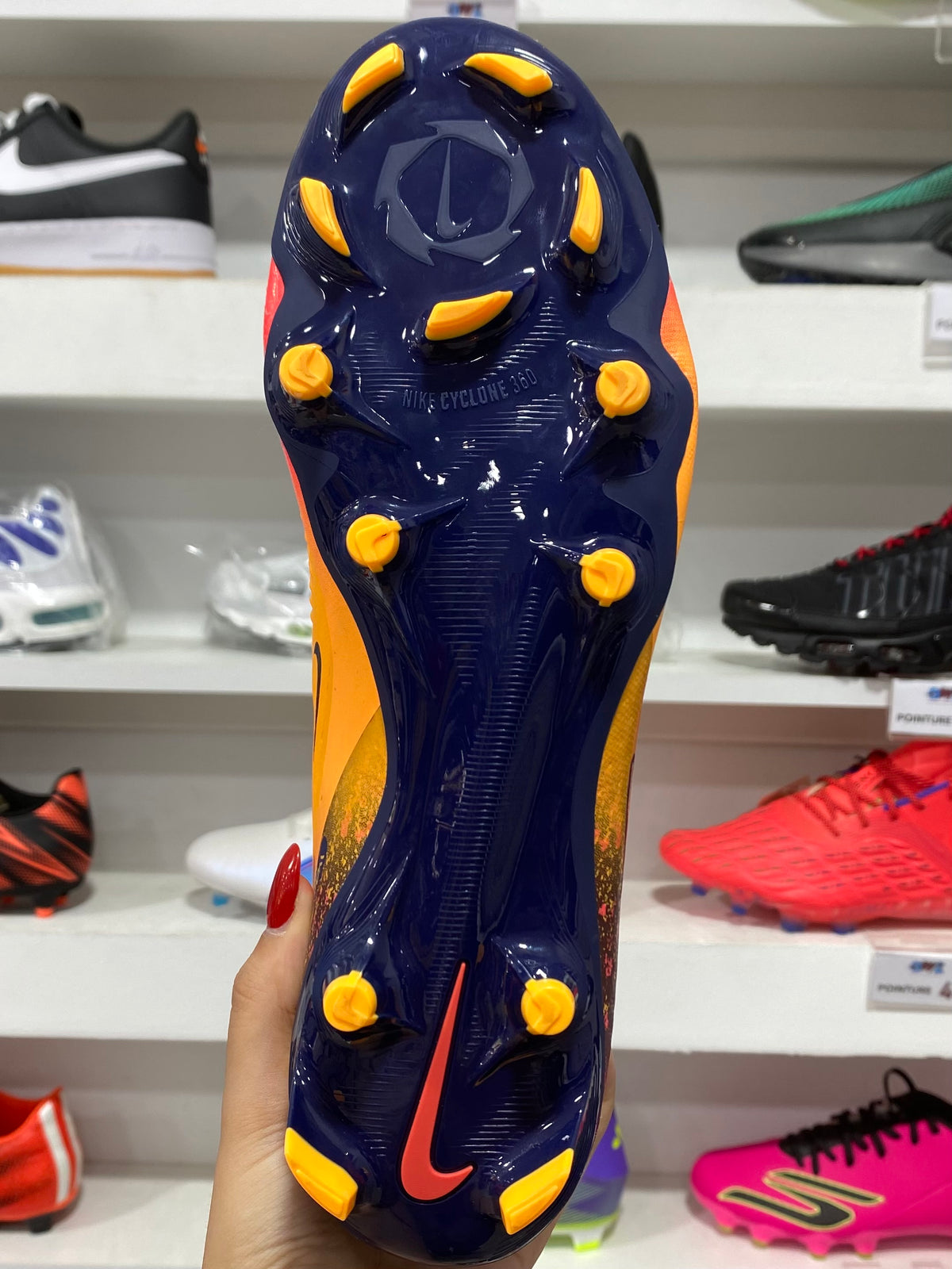 Nike Phantom 6