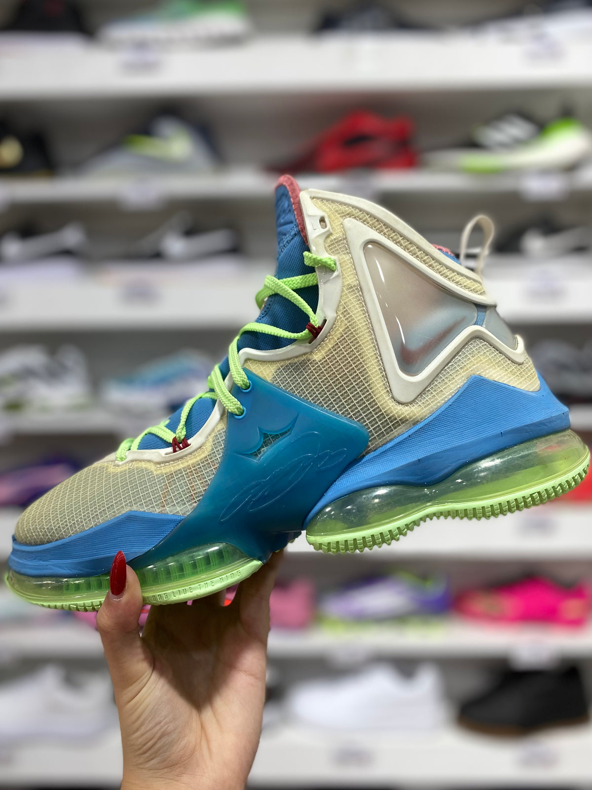 Nike LeBron 19 "Dutch Blue/Lime Glow"