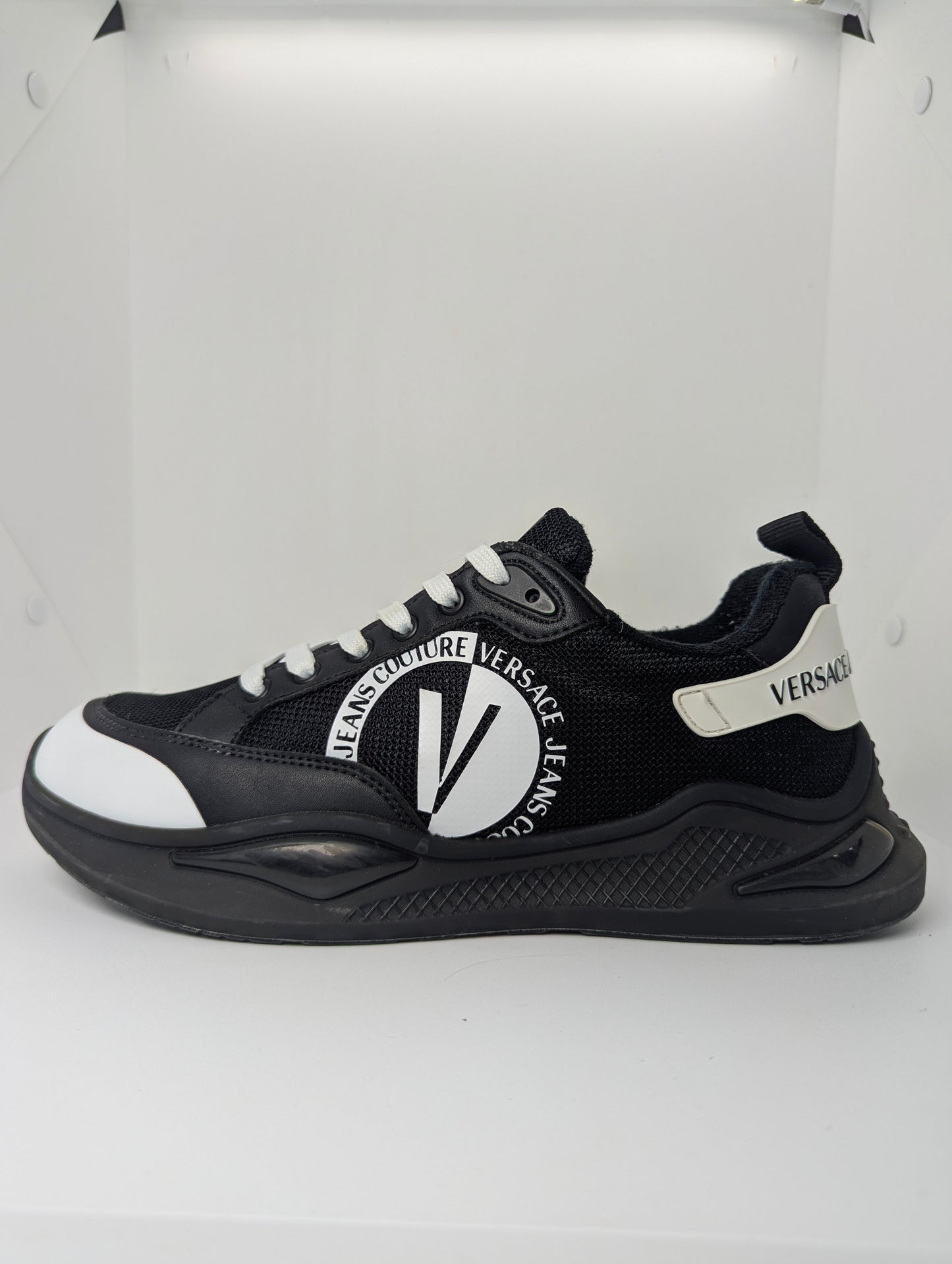 VERSACE JEANS "74YA3SC1 ZS723 L01"