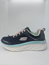 SKECHERS D'Lux Walker