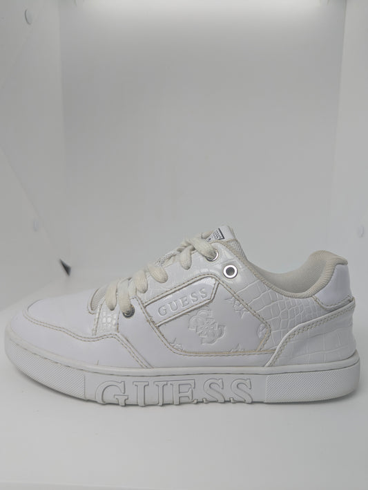 Guess Julien2