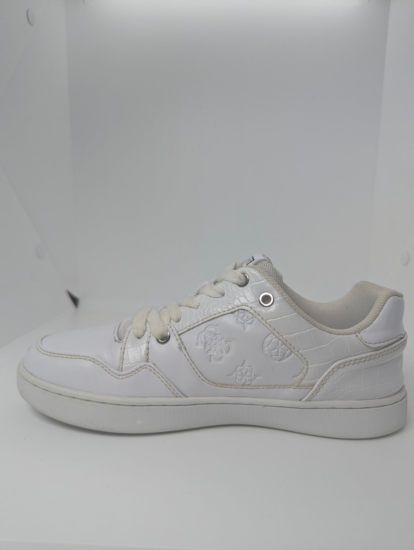 Guess Julien2