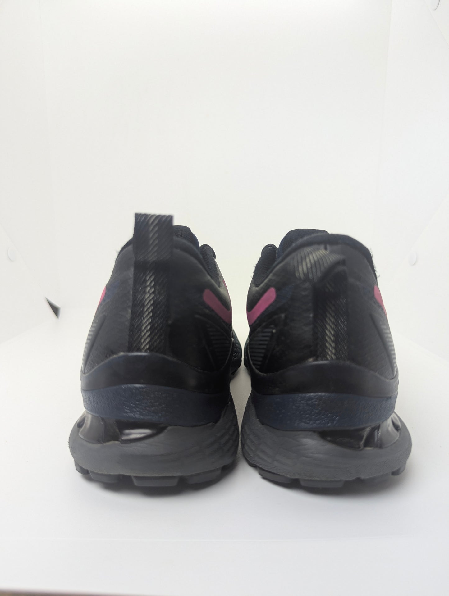 ASICS Kayano 28 AWL