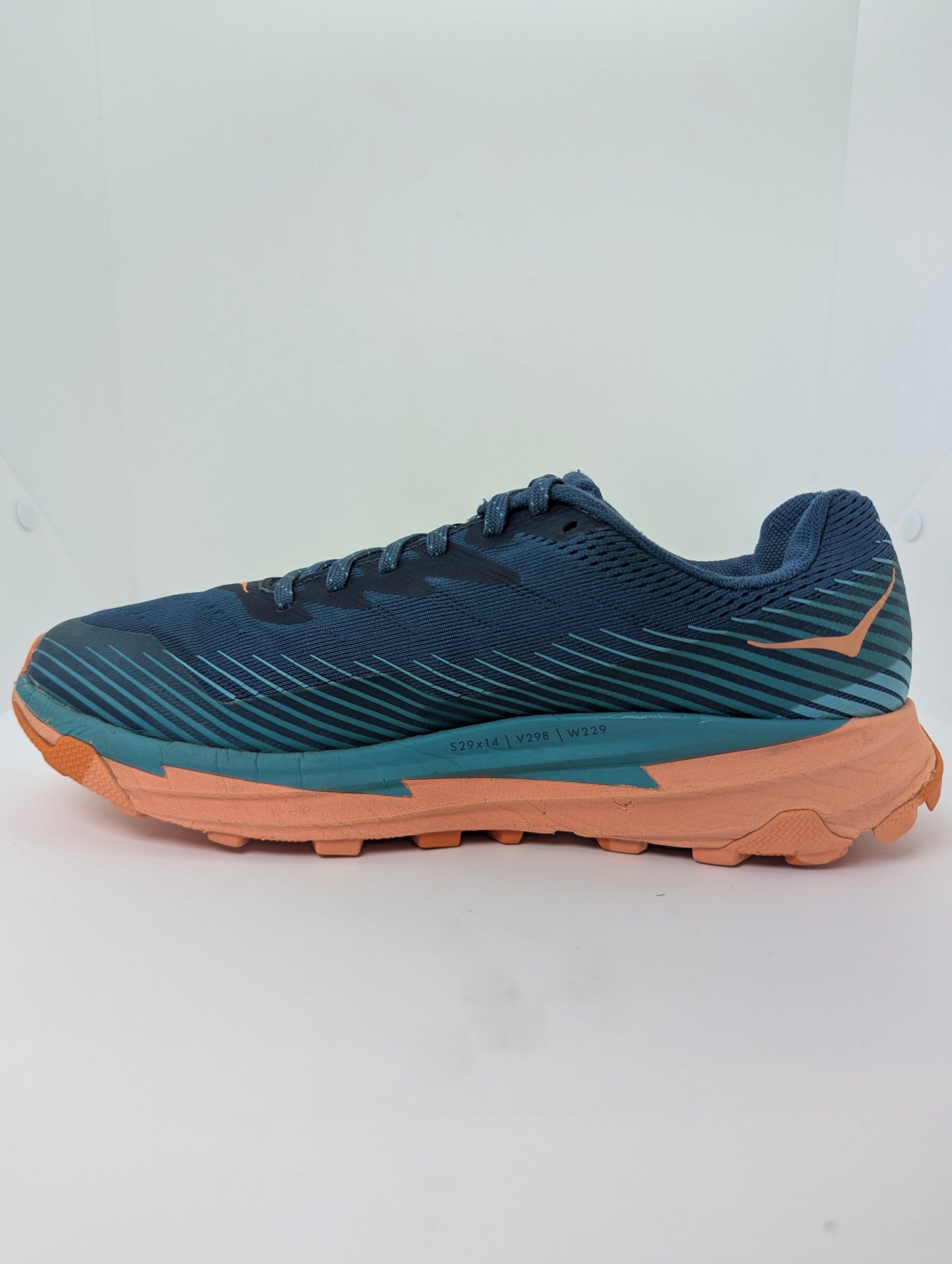 HOKA Torrent 2