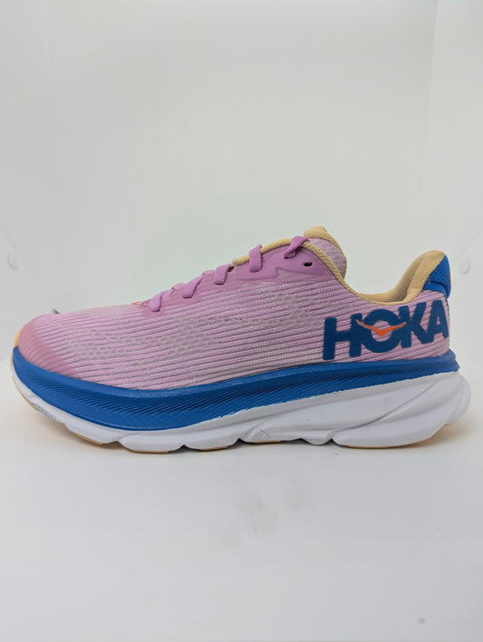 Hoka Clifton 9