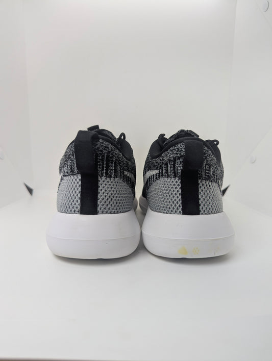 Nike Roshe Two Flyknit Oreo
