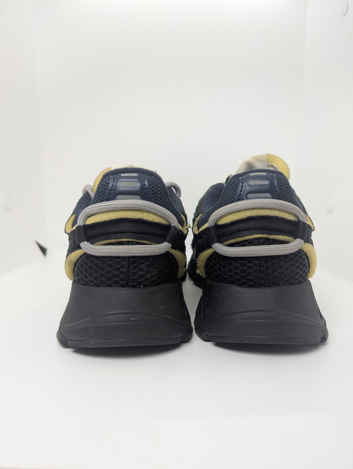 Lacoste L003 NEO