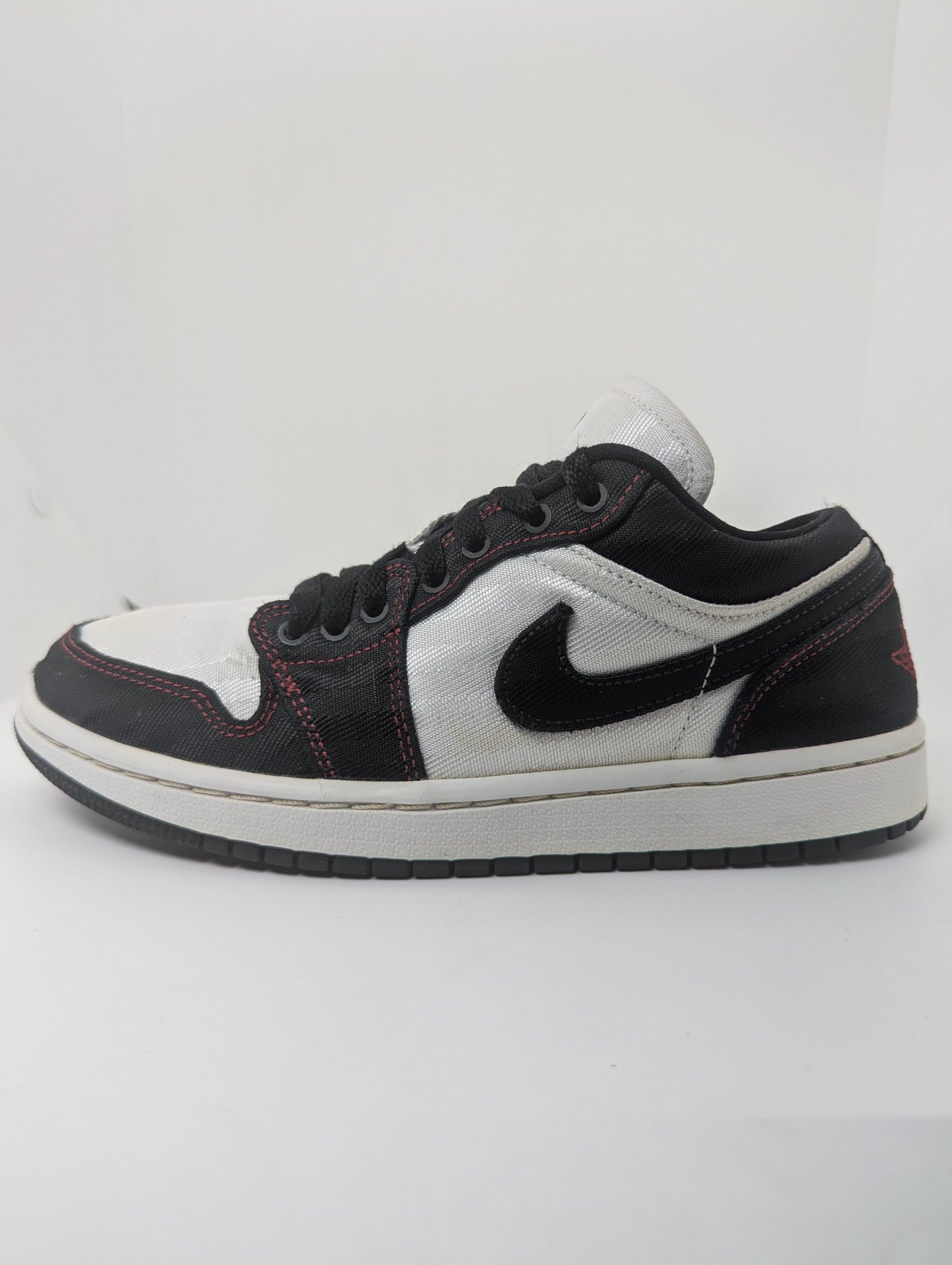 Air Jordan 1 Low SE
